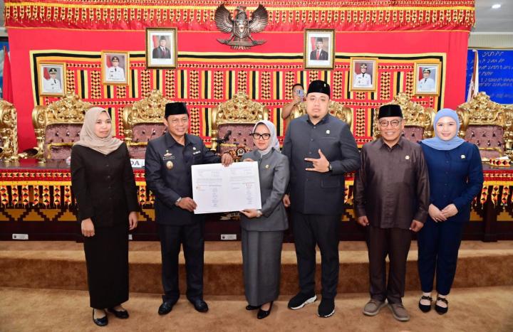 Bukti Harmoni Eksekutif-Legislatif, DPRD Lamsel Setujui Raperda Pertanggungjawaban APBD 2024